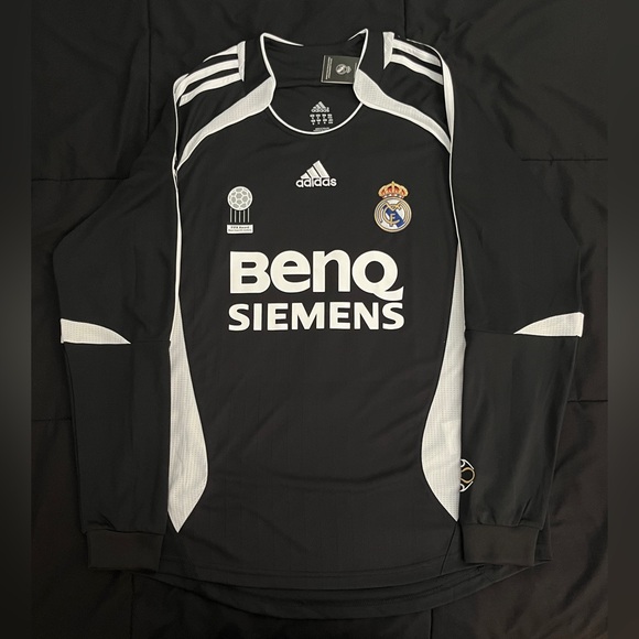 Ronaldo #9 Real Madrid 2006/2007 Black Longsleeve Retro Soccer Jersey S-XL UCL - Picture 2 of 7